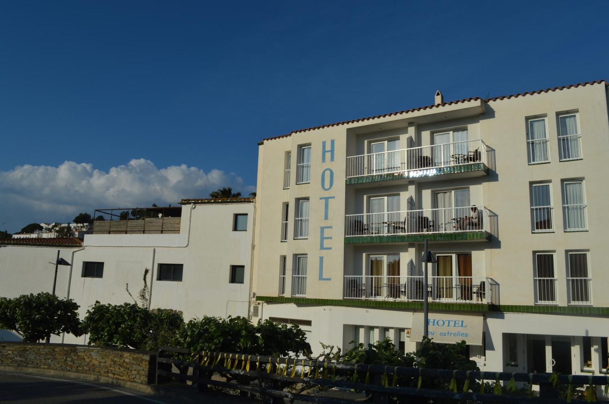 Nou Estrelles Hotel 2*