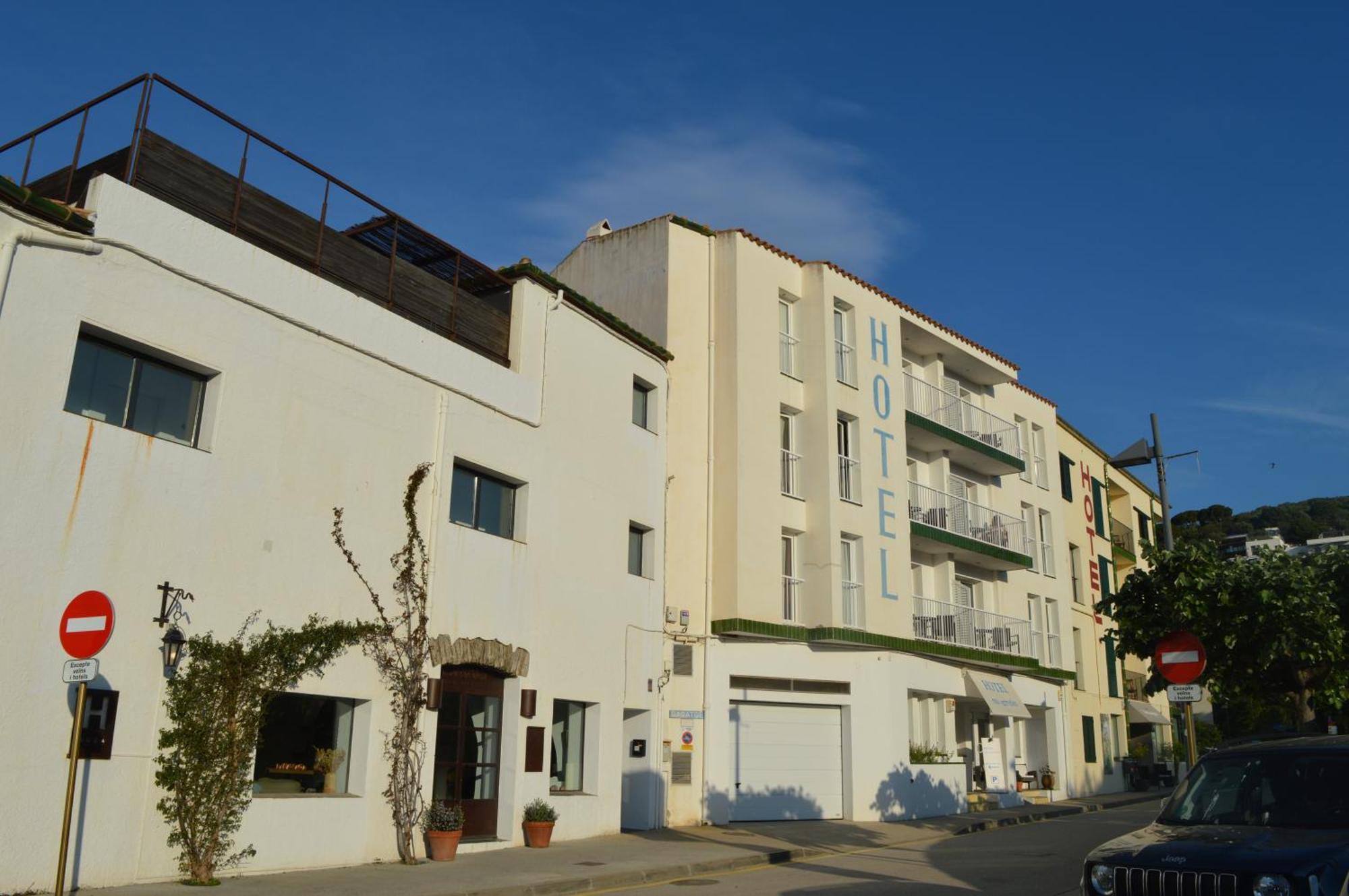 Hotel Nou Estrelles 2*